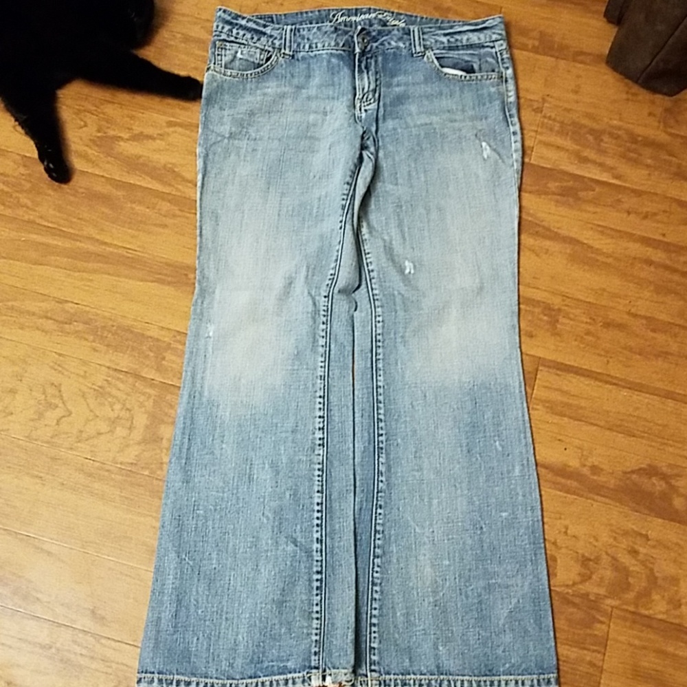 American eagle, boot leg, slight distress size 12